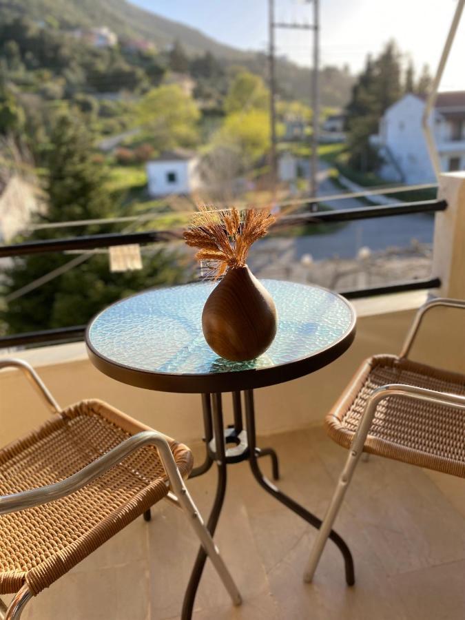 Navy Apartment With Mountain View &Private Parking Βάτος Εξωτερικό φωτογραφία