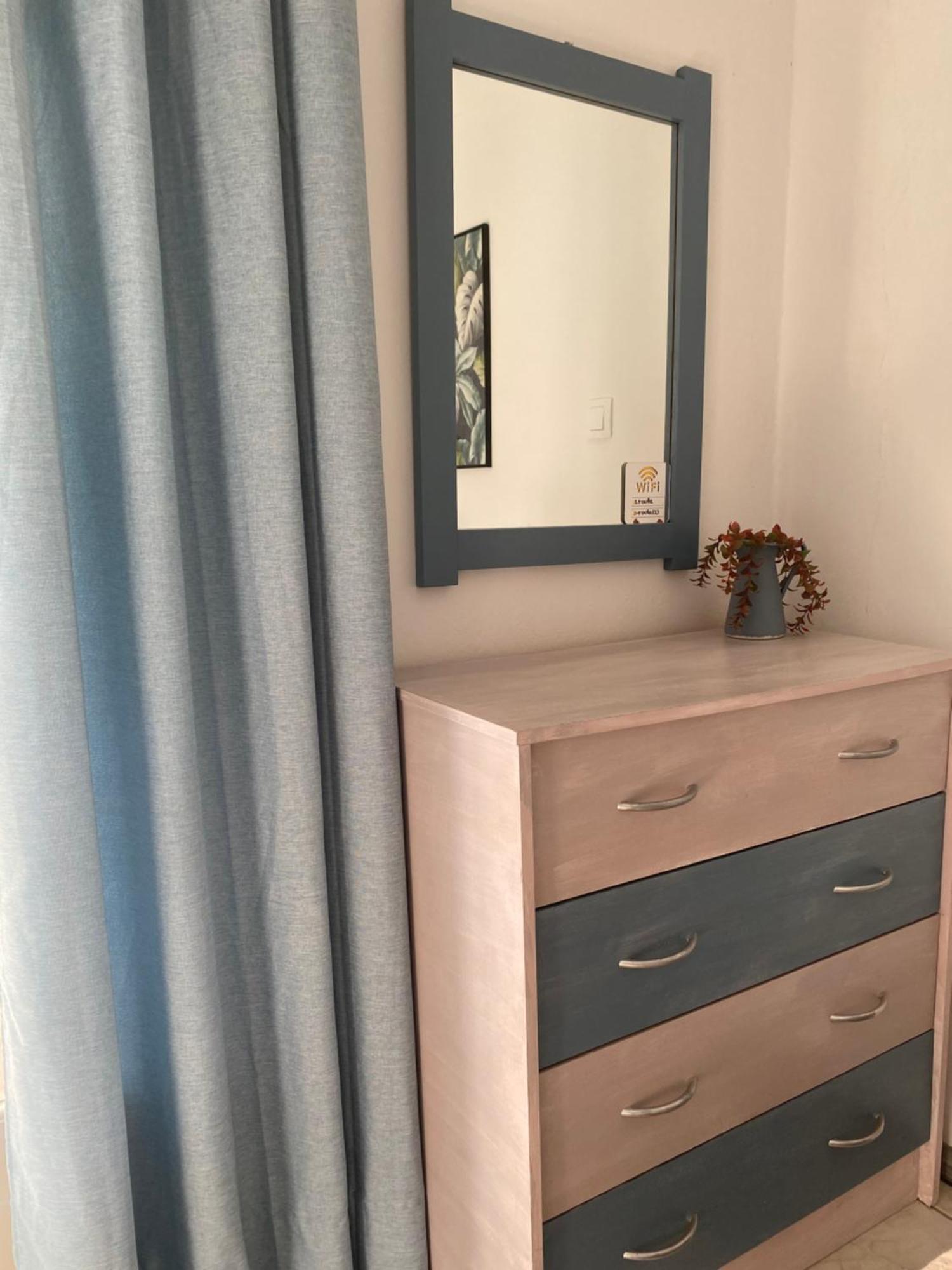 Navy Apartment With Mountain View &Private Parking Βάτος Εξωτερικό φωτογραφία