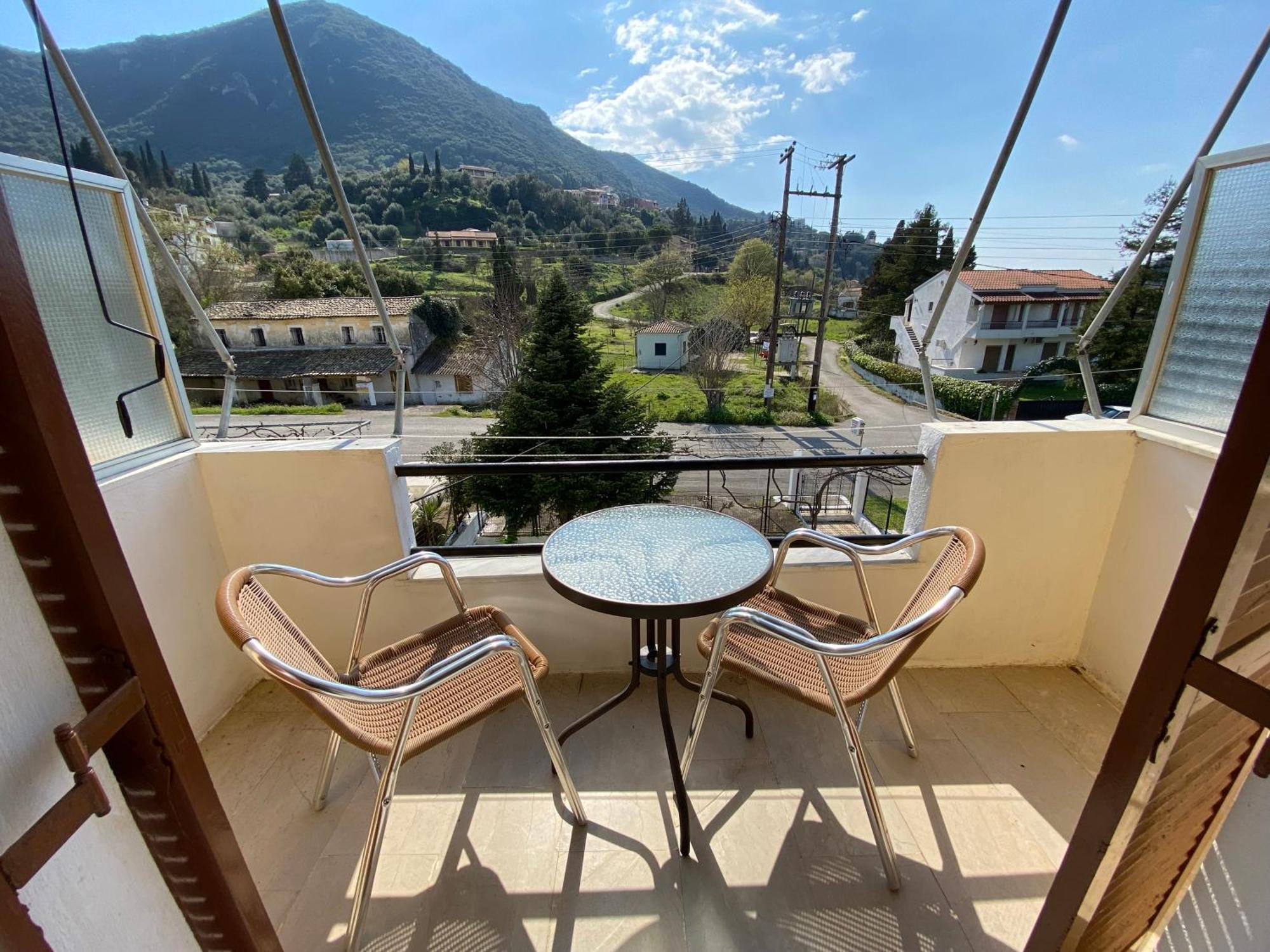 Navy Apartment With Mountain View &Private Parking Βάτος Εξωτερικό φωτογραφία