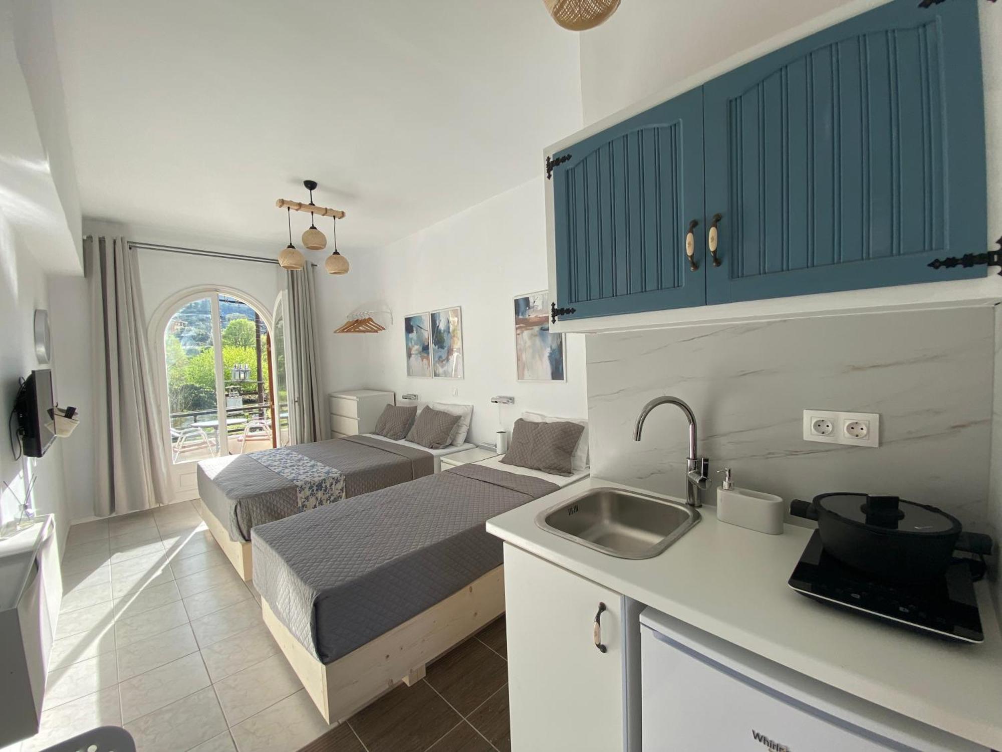 Navy Apartment With Mountain View &Private Parking Βάτος Εξωτερικό φωτογραφία